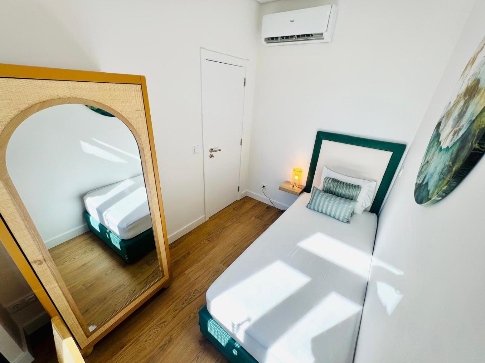 Lisbon Ata Chic Flats Executive Apartment Luaran gambar